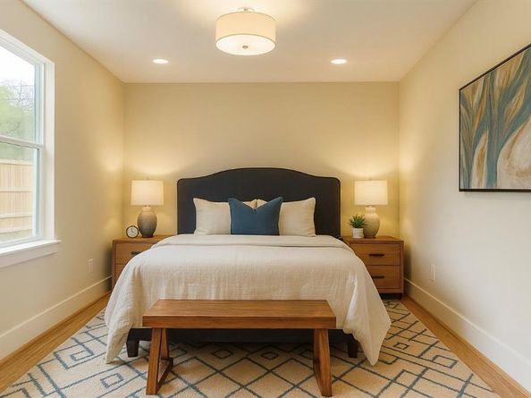 627 S Willomet Avenue , Dallas Texas 75208