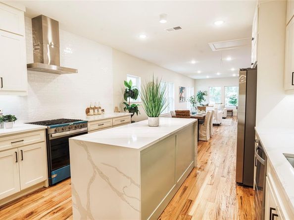 627 S Willomet Avenue , Dallas Texas 75208