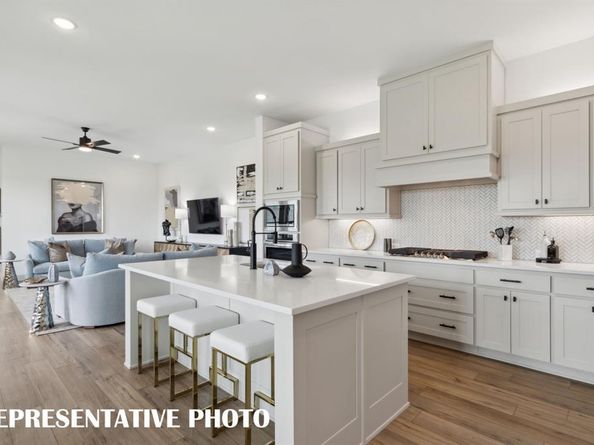 313  Walker Parkway , Celina Texas 75009