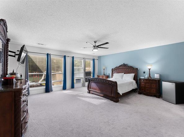 6408  Wolf Creek Court , Arlington Texas 76018