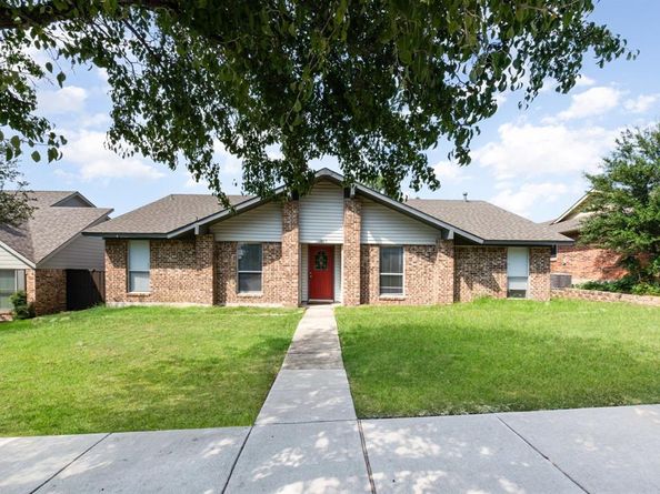 1609  Hartford Drive , Carrollton Texas 75007