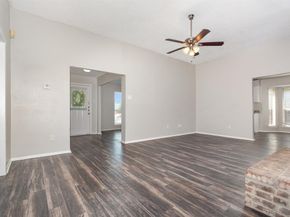 1609  Hartford Drive , Carrollton Texas 75007