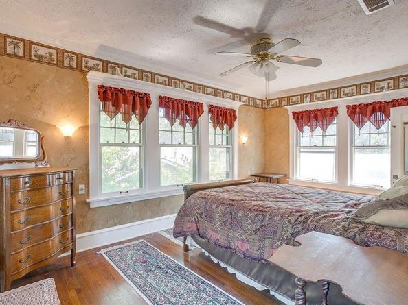 2135  Pembroke Drive , Fort Worth Texas 76110