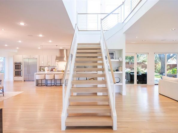 5624  Melshire Drive , Dallas Texas 75230