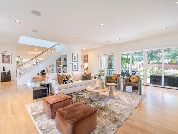 5624  Melshire Drive , Dallas Texas 75230