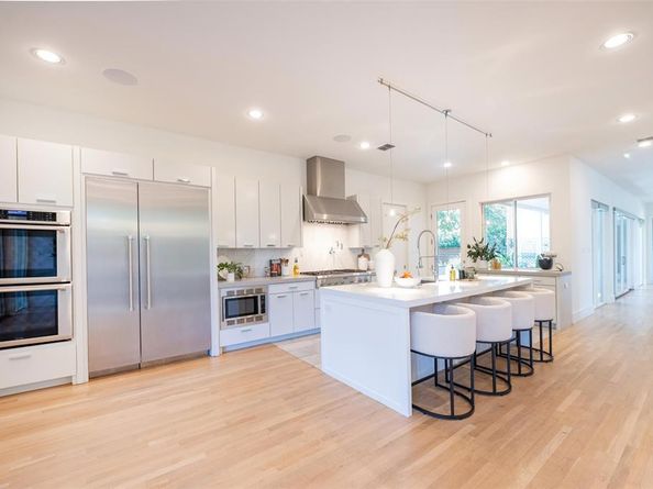 5624  Melshire Drive , Dallas Texas 75230