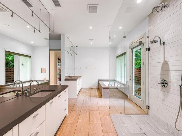 5624  Melshire Drive , Dallas Texas 75230