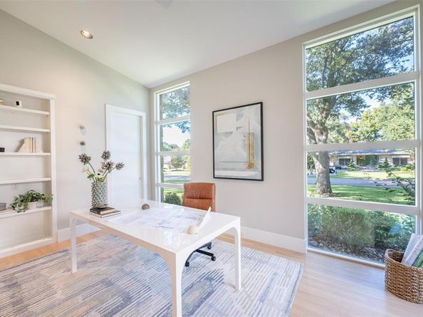 5624  Melshire Drive , Dallas Texas 75230
