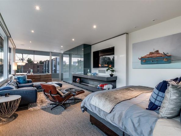 2300 N Carroll Avenue , Dallas Texas 75204