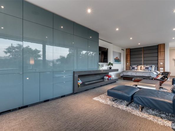 2300 N Carroll Avenue , Dallas Texas 75204