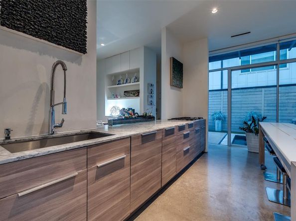 2300 N Carroll Avenue , Dallas Texas 75204