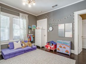 2001  Warner Road , Fort Worth Texas 76110