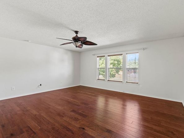 2201  Driskell Lane , Corinth Texas 76210