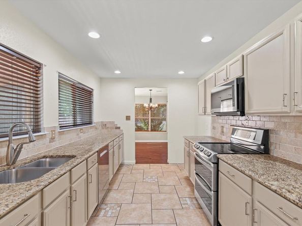 2201  Driskell Lane , Corinth Texas 76210