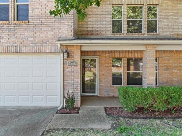 2201  Driskell Lane , Corinth Texas 76210