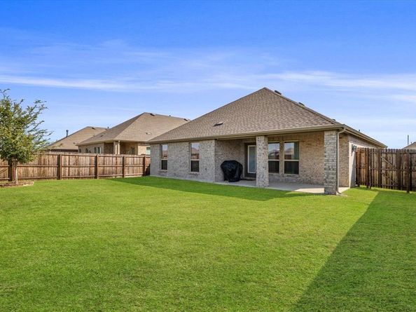 2955  Trusting Way , Aubrey Texas 76227