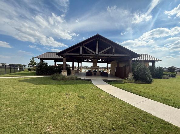 817  Horton Street , Fate Texas 75189