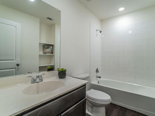 817  Horton Street , Fate Texas 75189