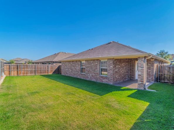 817  Horton Street , Fate Texas 75189