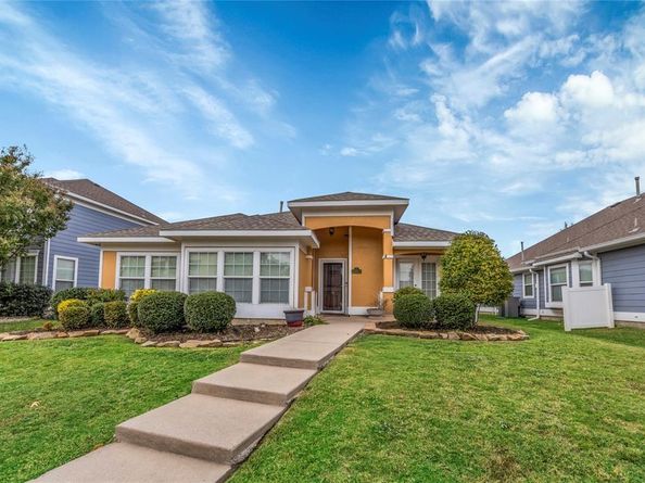 1213  Continental Congress Parkway , Savannah Texas 76227