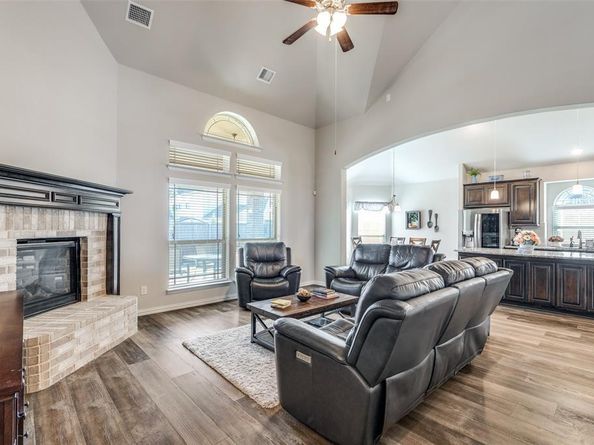 4400  Canadian River Drive , Celina Texas 75078