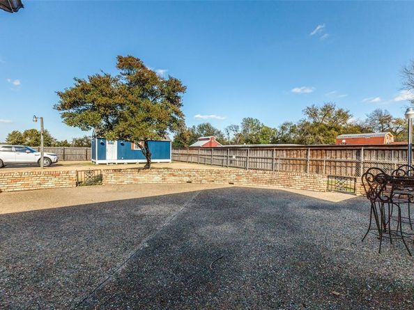 10615  Old Seagoville Road , Dallas Texas 75217