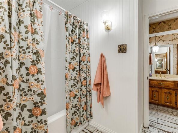 10615  Old Seagoville Road , Dallas Texas 75217