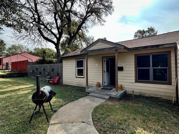 654  Mannington Drive , Dallas Texas 75232