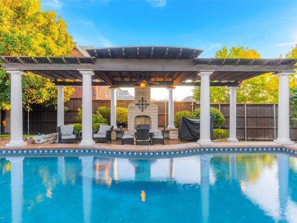 4105  Chief Drive , Carrollton Texas 75007