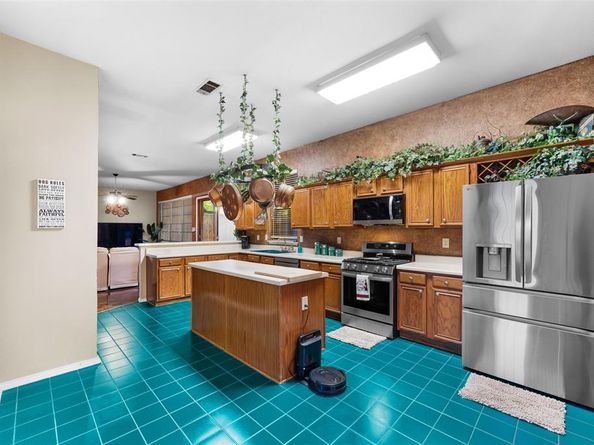 5509  Allen Lane , Rowlett Texas 75088