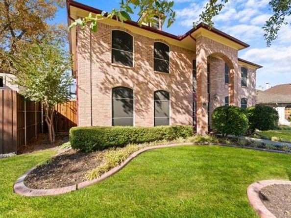 5509  Allen Lane , Rowlett Texas 75088