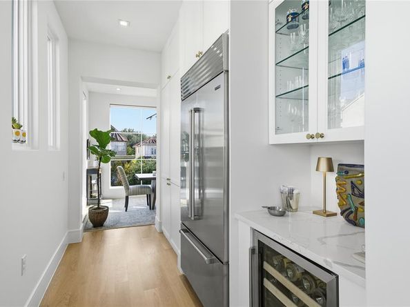 300  O Connor Ridge Boulevard  24, Irving Texas 75038