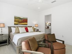 300  O Connor Ridge Boulevard  24, Irving Texas 75038