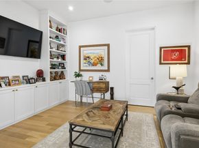 300  O Connor Ridge Boulevard  24, Irving Texas 75038