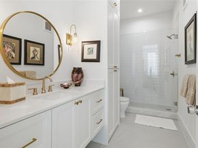 300  O Connor Ridge Boulevard  24, Irving Texas 75038