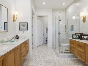 300  O Connor Ridge Boulevard  24, Irving Texas 75038