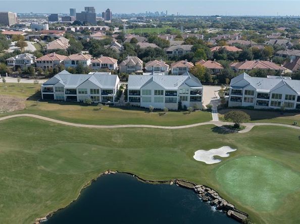 300  O Connor Ridge Boulevard  24, Irving Texas 75038