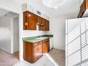 4036  Ridglea Country Club Drive  1006, Fort Worth Texas 76126