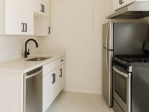 4036  Ridglea Country Club Drive  1006, Fort Worth Texas 76126