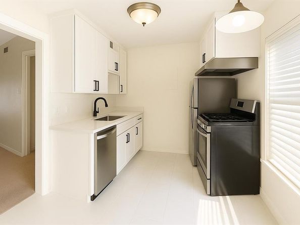 4036  Ridglea Country Club Drive  1006, Fort Worth Texas 76126