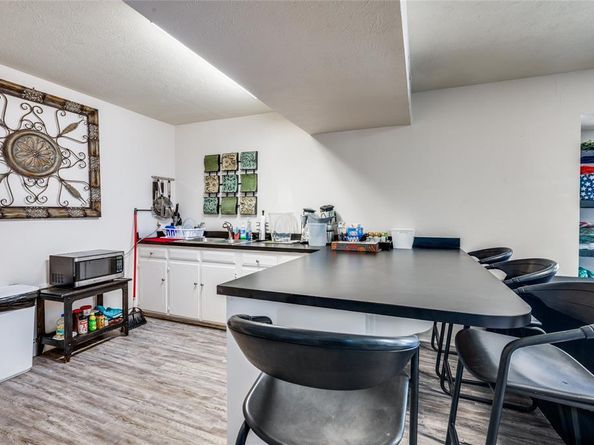 4036  Ridglea Country Club Drive  1006, Fort Worth Texas 76126