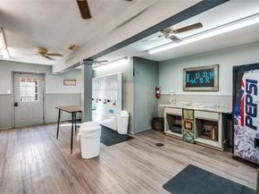 4036  Ridglea Country Club Drive  1006, Fort Worth Texas 76126