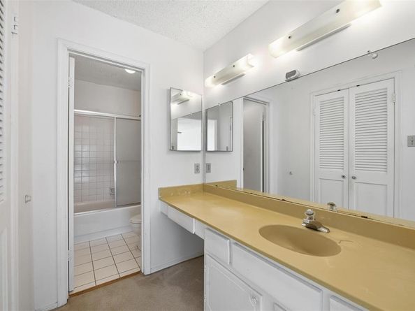 2212  Benbrook Drive , Carrollton Texas 75007