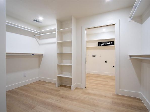 10009  Apple Creek Drive , Dallas Texas 75243