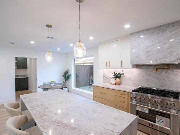 10009  Apple Creek Drive , Dallas Texas 75243