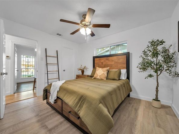 910  Shorehaven Drive , Garland Texas 75040