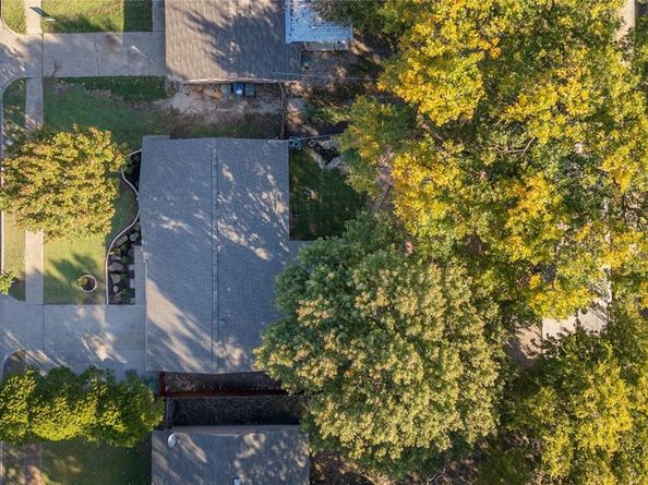 910  Shorehaven Drive , Garland Texas 75040