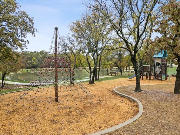 4313  Expedition Drive , Oak Point Texas 75068