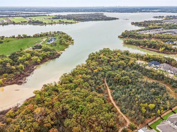 4313  Expedition Drive , Oak Point Texas 75068