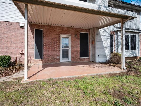 807  Peterstow Drive , Euless Texas 76039